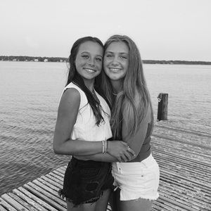 Meet your Posher, Abby